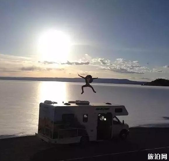 旅行的男生如何拍照才好看 旅行的男生如何拍照才好看